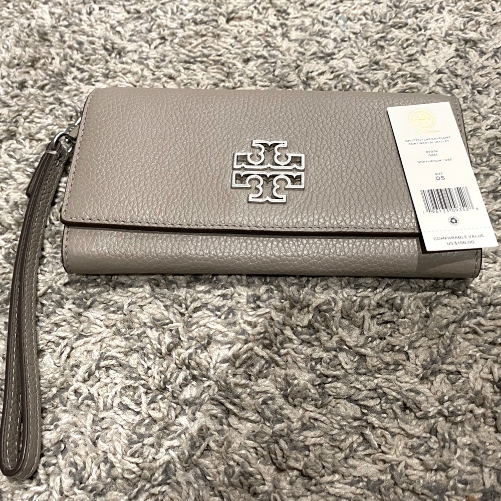 NWT Tory Burch Britten Flap Envelope Continental Wallet